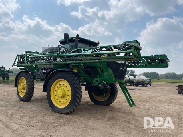 Image of John Deere R4045 equipment image 4