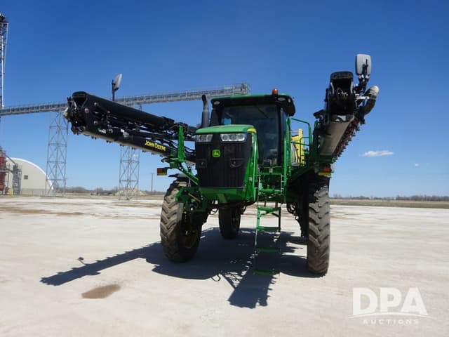 Image of John Deere R4045 equipment image 4