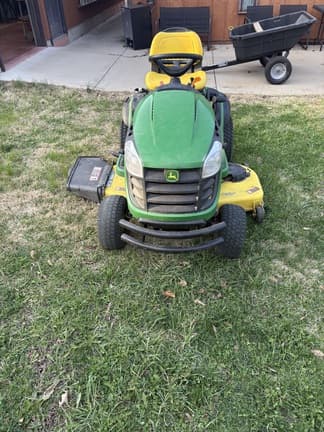 Image of John Deere S240 equipment image 2