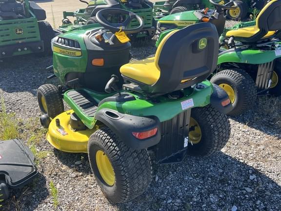 Image of John Deere S240 equipment image 1