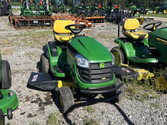 Image of John Deere S240 equipment image 3