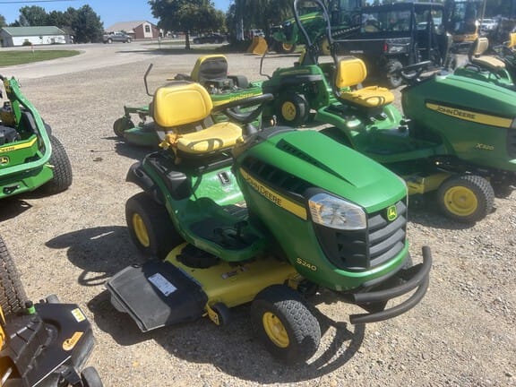 2018 John Deere S240 Equipment Image0