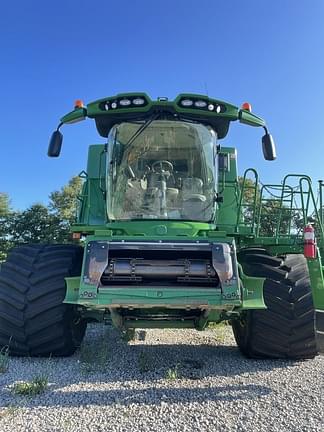 Image of John Deere S680 Primary image