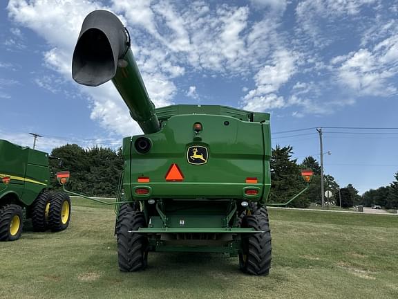 Image of John Deere S760 equipment image 4