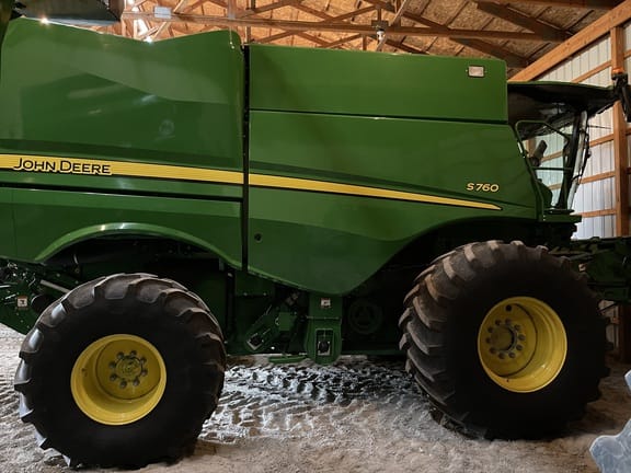 2018 John Deere S760 Equipment Image0
