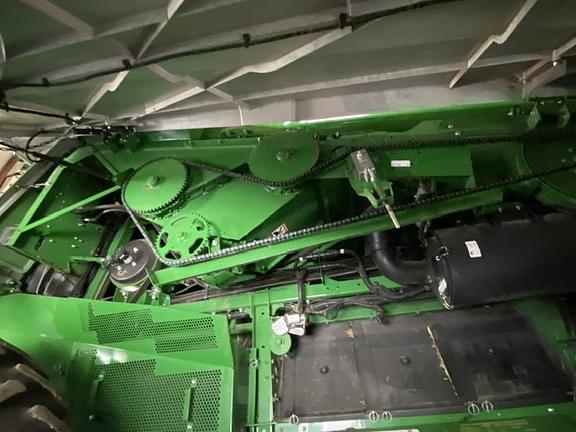 Image of John Deere S760 equipment image 3