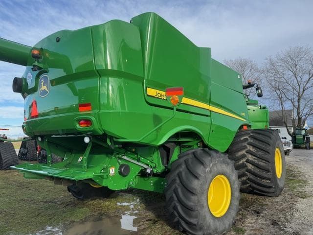 Image of John Deere S760 equipment image 2