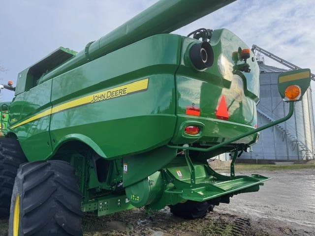 Image of John Deere S760 equipment image 4