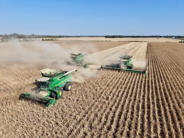 Image of John Deere S760 equipment image 4