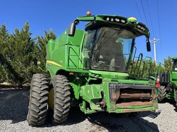 Main image John Deere S760