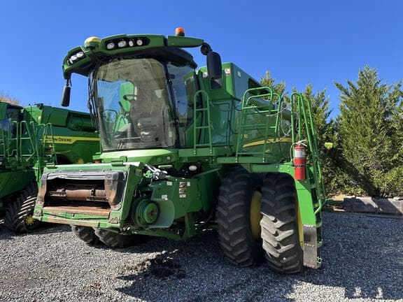 Image of John Deere S760 equipment image 1