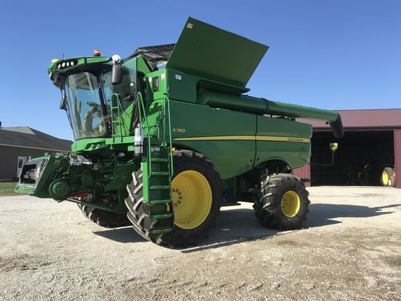 2018 John Deere S760 Equipment Image0