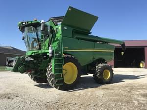 2018 John Deere S760 Image