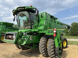 2018 John Deere S760 Image