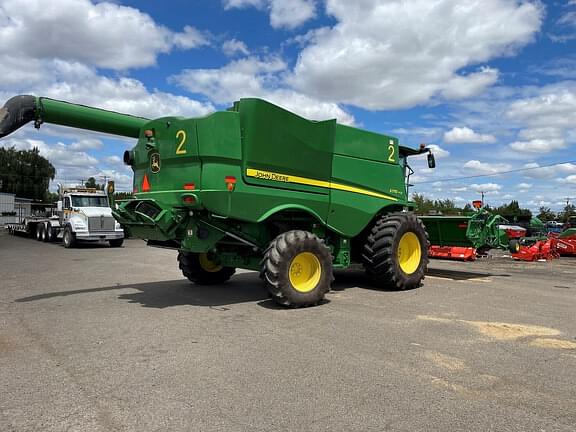 Image of John Deere S770 equipment image 2