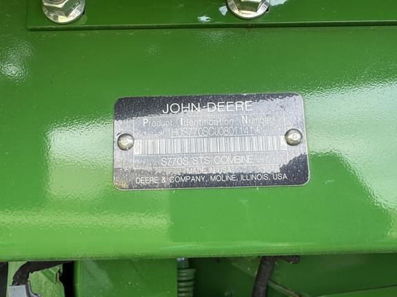 Image of John Deere S770 equipment image 2