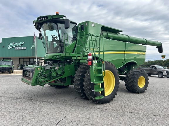 2018 John Deere S770 Equipment Image0