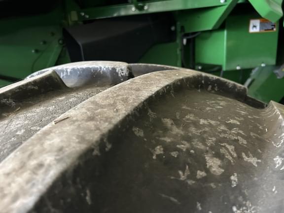 Image of John Deere S770 equipment image 1
