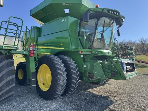 Image of John Deere S770 equipment image 4
