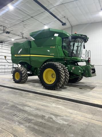 Main image John Deere S770