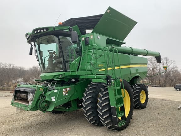 Main image John Deere S770
