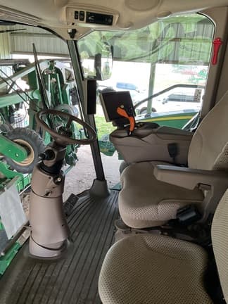 Image of John Deere S770 equipment image 3