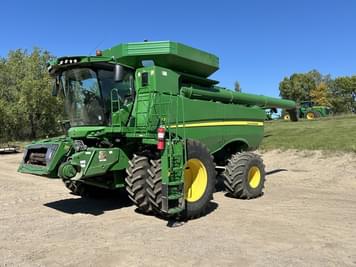 Main image John Deere S770