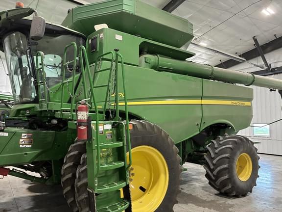 Image of John Deere S770 Primary image
