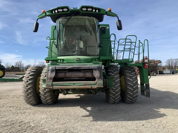 Image of John Deere S770 equipment image 2