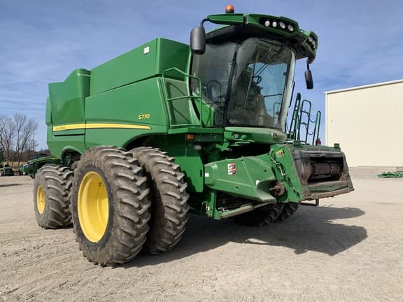 Image of John Deere S770 equipment image 4