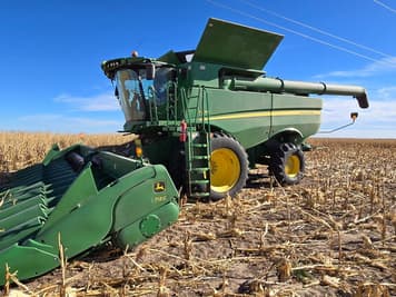 Main image John Deere S770