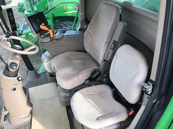 Image of John Deere S770 equipment image 3