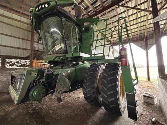 2018 John Deere S770 Equipment Image0