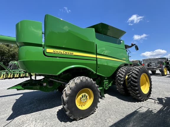 Image of John Deere S770 equipment image 3