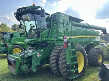 Main image John Deere S770