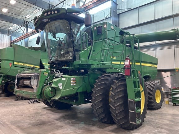 Main image John Deere S770