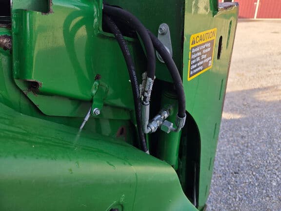 Image of John Deere S770 equipment image 4