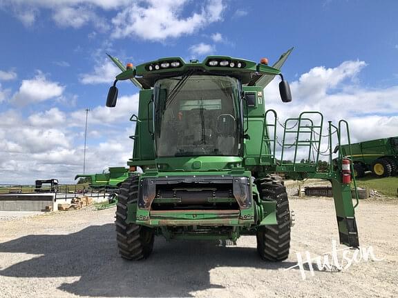 Image of John Deere S770 equipment image 1