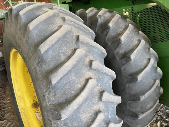 Image of John Deere S770 equipment image 2