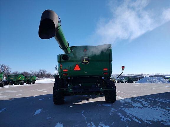 Image of John Deere S770 equipment image 3