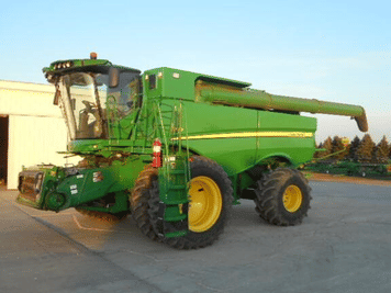 Main image John Deere S770