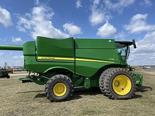 Main image John Deere S770 9