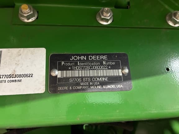 Image of John Deere S770 equipment image 1