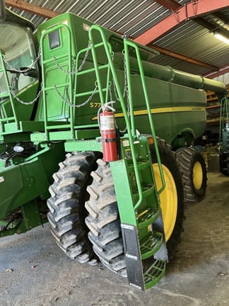 Main image John Deere S770