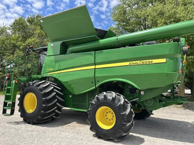 Image of John Deere S770 equipment image 4