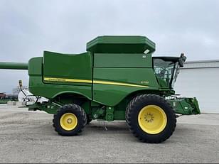 Main image John Deere S770 4