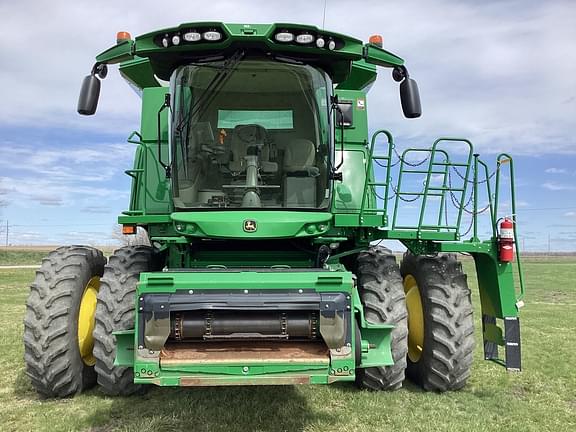 Image of John Deere S770 equipment image 1