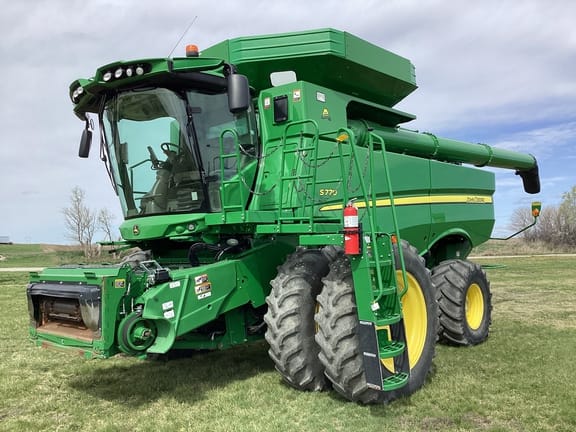 Main image John Deere S770