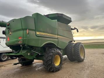 Main image John Deere S770