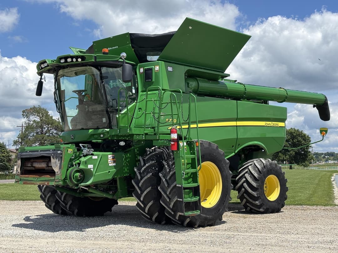 Image of John Deere S770 Primary image